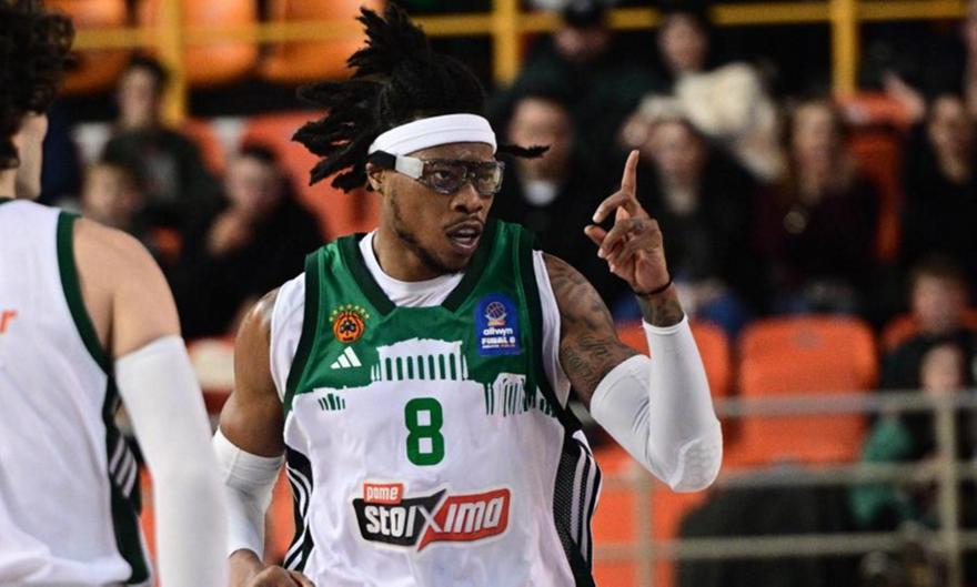 Χολμς: «Παίξαμε ως ομάδα, να συνεχίσουμε έτσι, σπουδαία προσθήκη ο Χέιζ-Ντέιβις»