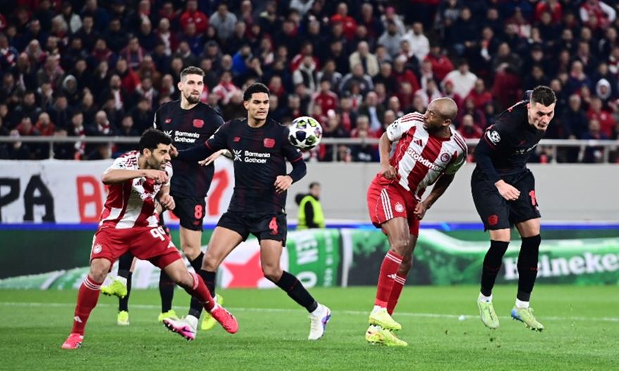 Σκόραρε ο Ολυμπιακός, αλλά το γκολ ακυρώθηκε για οφσάιντ