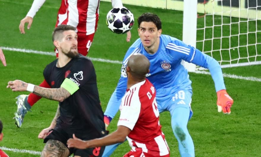 Άγγιξε δύο φορές το γκολ η Λεβερκούζεν, Τζολάκης και δοκάρι κράτησαν το 0-0