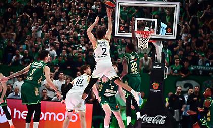 Φενέρ: Κυκλοφόρησε μπλουζάκια με το νικητήριο καλάθι του Μπόλντγουιν κόντρα στον Παναθηναϊκό