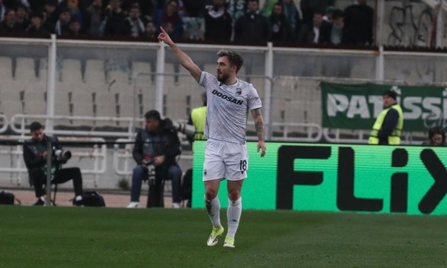 Μακρινό σουτ του Λάντρα, ασταθής επέμβαση του Λαφόν και 2-2 η Πλζεν στο ΟΑΚΑ