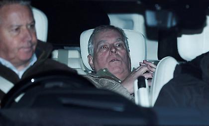 Ελεύθερος μετά από ανάκριση ο Άντριου - Έρευνες στις οικίες του