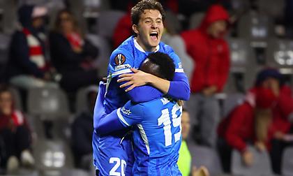 Η Γκενκ πετάει στο Ζάγκρεμπ με Καρετσά: 16η ασίστ στη σεζόν και μυθική πάσα για προβάδισμα 2-0 στο 21'!