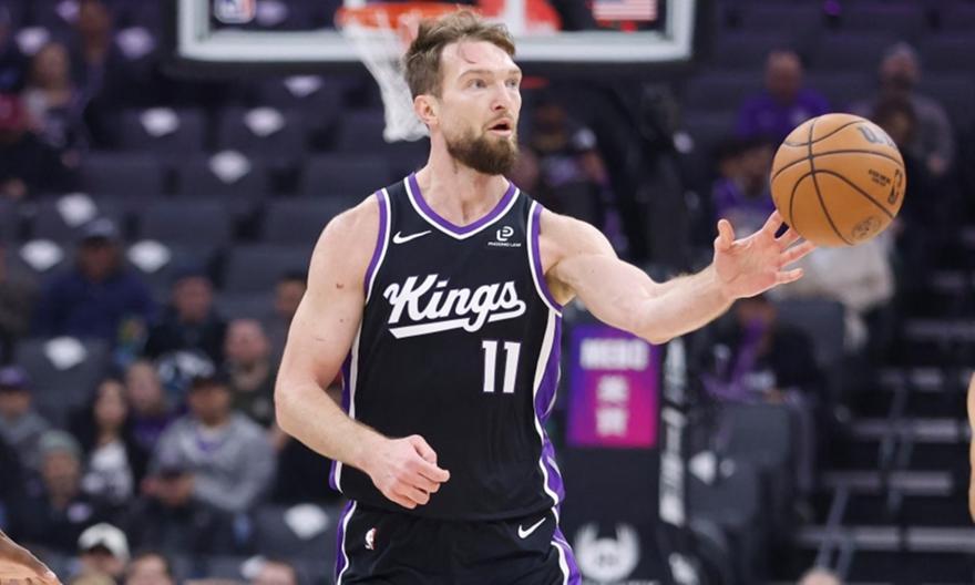 Νέο πλήγμα στους Κινγκς: Μετά τον ΛαΒίν και ο Σαμπόνις θα χάσει το υπόλοιπο της σεζόν