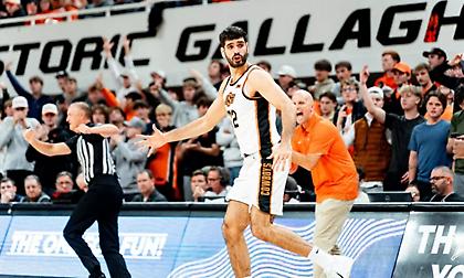 Μαντζούκας: Αποχώρησε από το NCAA και τους OSU Cowboys λόγω προβλήματος υγείας