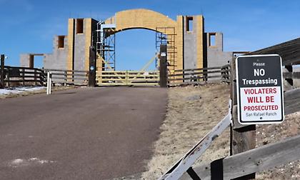 Έρευνα στο Νέο Μεξικό για καταγγελία περί ταφής δύο κοριτσιών στο ράντσο του Έπσταϊν