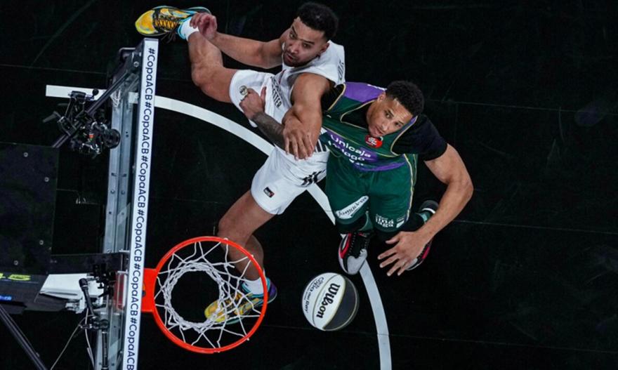 Έριξε κατοστάρα στη Μάλαγα και προκρίθηκε πανηγυρικά η Ρεάλ Μαδρίτης