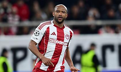 «Κοντά στην ανανέωση μέχρι το 2028 με τον Ολυμπιακό ο Ελ Κααμπί»