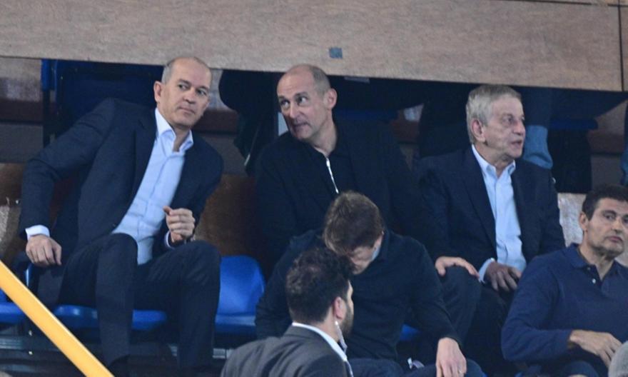 Στο Κλειστό της Νέας Αλικαρνασσού οι Γιώργος και Παναγιώτης Αγγελόπουλος