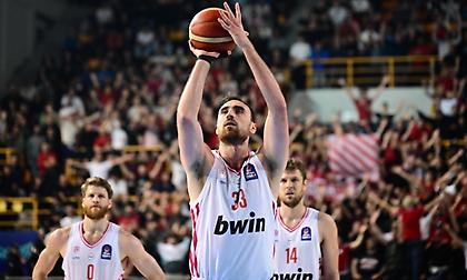 Ο ειδικός νάρθηκας του Μιλουτίνοφ και τα πρώτα δείγματα γραφής του Σέρβου στον τελικό