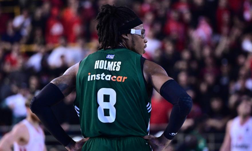 Πρόβλημα στον Παναθηναϊκό: Συμπλήρωσαν 4 φάουλ οι Ναν και Χολμς στην τρίτη περίοδο