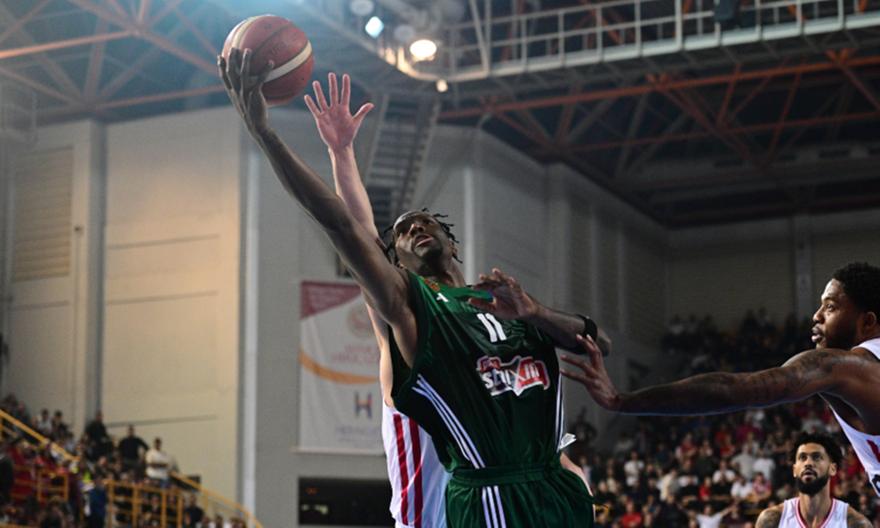 Η μυθική εμφάνιση του MVP Χέιζ-Ντέιβις στον τελικό του Allwyn Final 8!