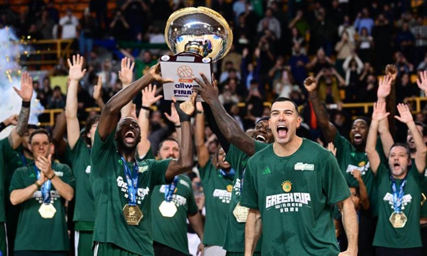 Αγριεμένος Παναθηναϊκός, έκανε «ματ» στον Ολυμπιακό με Χέιζ-Ντέιβις και σήκωσε back-to-back Kύπελλο!