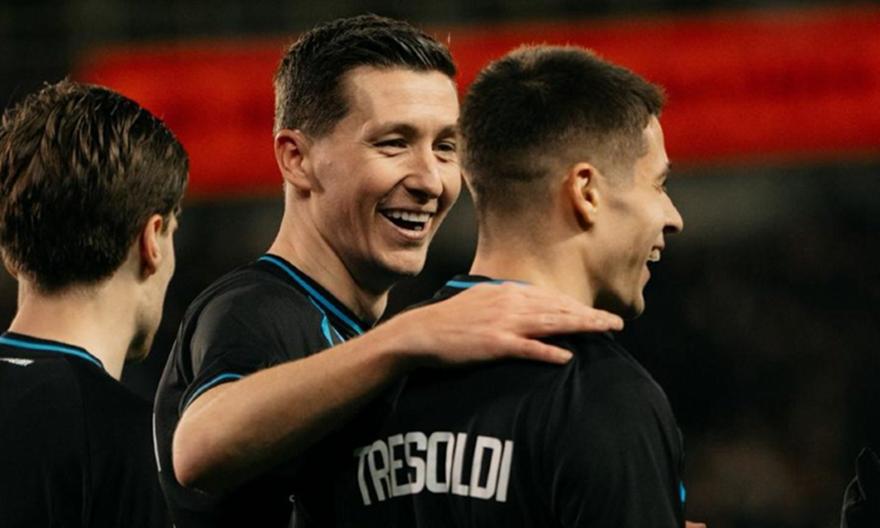 Αγχώθηκε αλλά λύγισε τη Λέουβεν και παραμένει σε τροχιά κορυφής η Μπριζ του Τζόλη