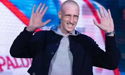 Ακίλε Πολονάρα: «Όταν μου είπαν ότι έχω λευχαιμία, σκέφτηκα να αυτοκτονήσω – Η γυναίκα μου με κράτησε στη ζωή»