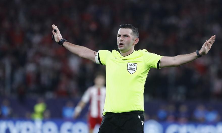 Ο Όλιβερ σφυρίζει στο Λεβερκούζεν-Ολυμπιακός