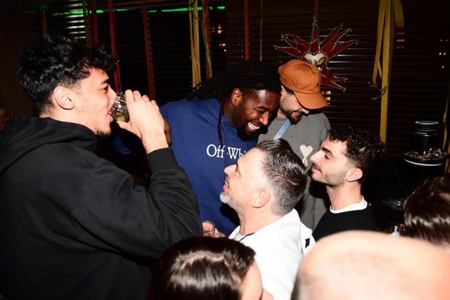 Τρέλα με τον ύμνο του Παναθηναϊκού στο «πράσινο» πάρτι!