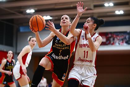 Καθάρισε τον Ολυμπιακό ο ασταμάτητος Αθηναϊκός - Πόλεμος στην κορυφή με τον Παναθηναϊκό να διαλύει τον Αμύντα