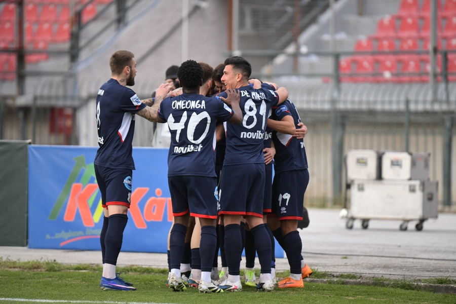 Πανσερραϊκός-Βόλος 2-1: Υπάρχει ζωή στον Πανσερραϊκό, ξέρανε τον Βόλο!