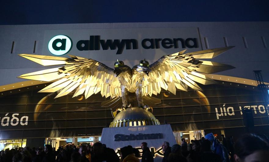 Οπαδός της ΑΕΚ ακρωτηριάστηκε από φωτοβολίδα στους πανηγυρισμούς έξω απ’ το γήπεδό της