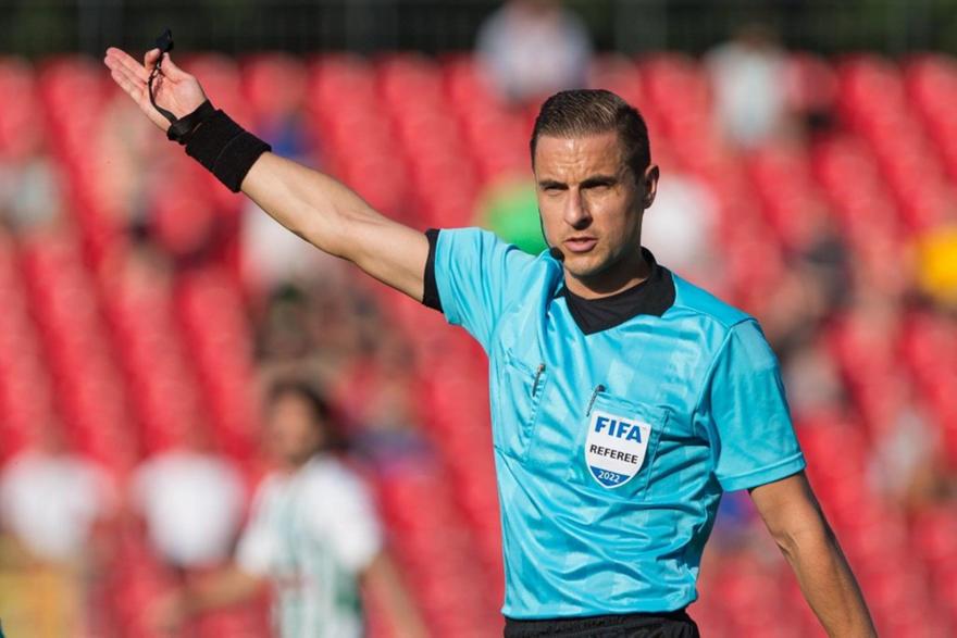 Ο… γνώριμος Ρούμσας διαιτητής στο Βικτόρια Πλζεν - Παναθηναϊκός