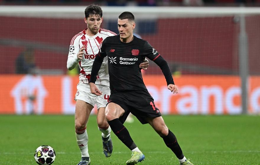 Απείλησε νωρίς με Χόφμαν και Σικ η Λεβερκούζεν τον Ολυμπιακό