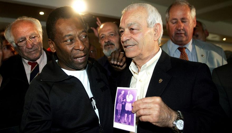 Πένθος στον Ολυμπιακό: Έφυγε ο Σωτήρης Γκαβέζος