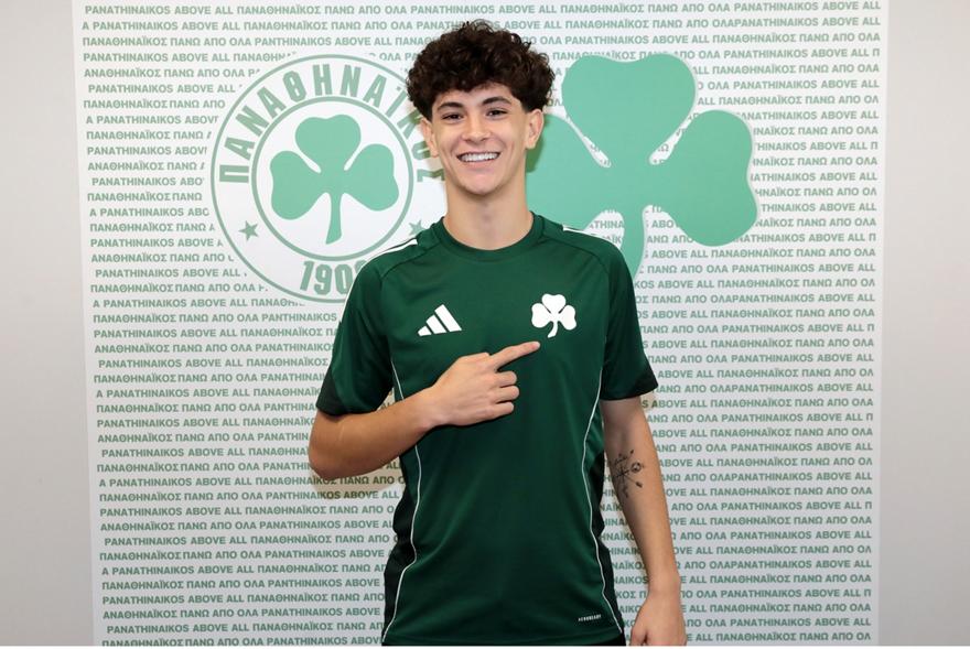 Παναθηναϊκός: Επαγγελματικό συμβόλαιο στον 18χρονο μεσοεπιθετικό Κάουα
