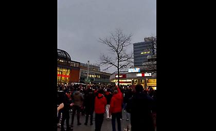 «Ο 12ος παίκτης μας»: Ο Ολυμπιακός αποθεώνει τον κόσμο του που κοκκινίζει το Λεβερκούζεν