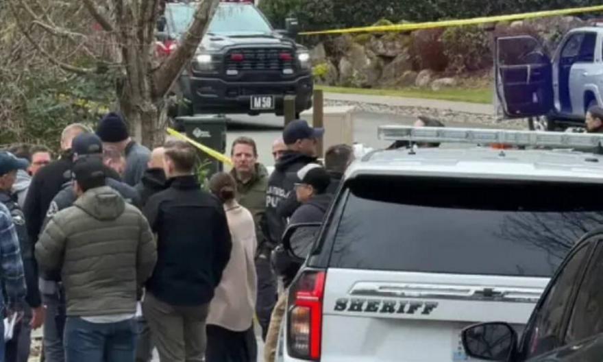 Νέο κρούσμα βίας στις ΗΠΑ: 32χρονος «μαχαίρωνε κόσμο έξω από σπίτι» - Πέντε νεκροί