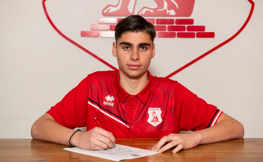 Επαγγελματίας στον Πανσερραϊκό και ο… Αραμπατζής junior