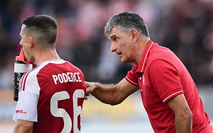 Σταματέλος: «Υποχρεωμένος για νίκες και πειστικές εμφανίσεις ο Ολυμπιακός»