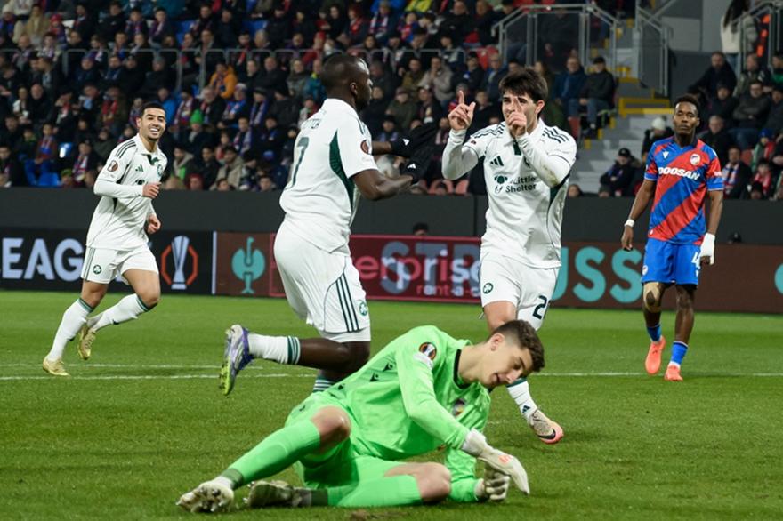 Panathinaikos με καρδιά λιονταριού τέζαρε την Πλζεν στα πέναλτι!