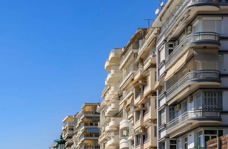 Θεσσαλονίκη: Θανατηφόρα πτώση 87χρονου από μπαλκόνι 2ου ορόφου