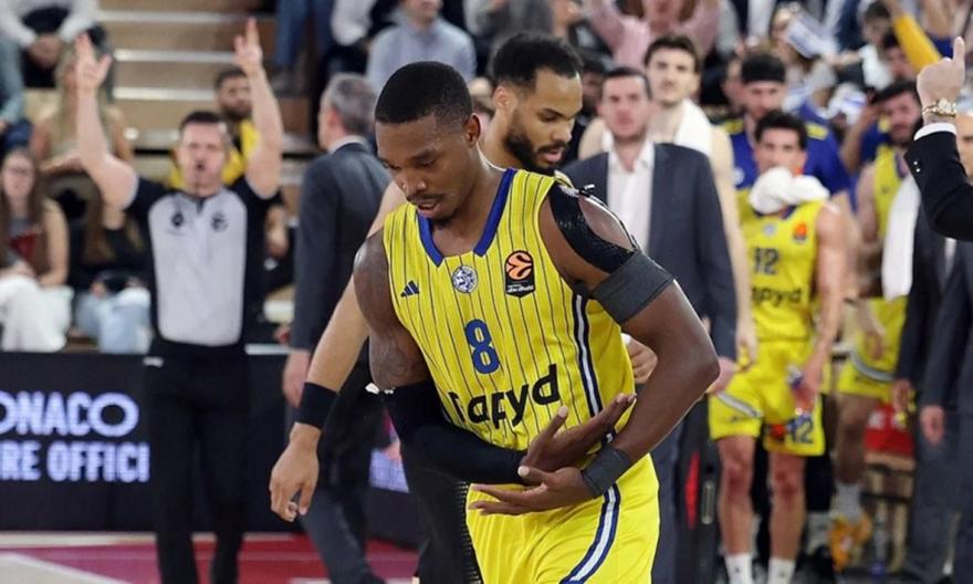 Έκανε «κηδεία» στη Μονακό και «φουλάρει» για δεκάδα η Μακάμπι