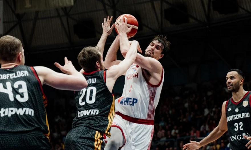 Σάριτς και Χεζόνια υπέταξαν την πρωταθλήτρια Ευρώπης!