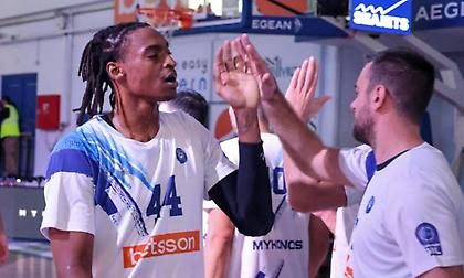 Τέλος από Μύκονο ο Γκαμπλ