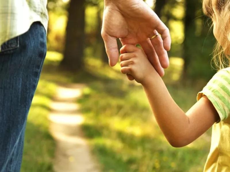 Ξεκινά η υποβολή αιτήσεων για το επίδομα τέκνων Α21 του 2026