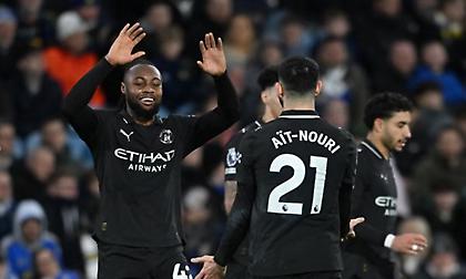 Λύγισε τη Λιντς και συνέχισε την πίεση στην Άρσεναλ η Σίτι!