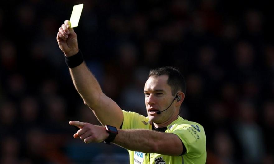 VAR για δεύτερες κίτρινες κάρτες και αυστηροποίηση των καθυστερήσεων: Οι αλλαγές κανονισμών που προανήγγειλε η IFAΒ