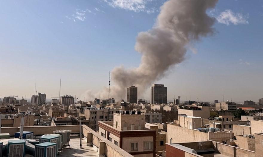 LIVE ΣΚΑΪ: Έκτακτη ενημέρωση για τις ραγδαίες εξελίξεις στη Μεση Ανατολή