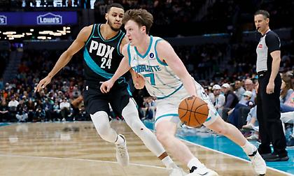 Υπέταξαν τους Μπλέιζερς για την τέταρτη σερί νίκη τους οι Χόρνετς