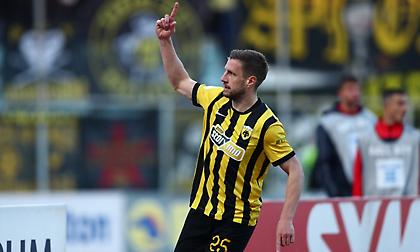 Απάντησε η ΑΕΚ στον Βόλο με καρφωτή κεφαλιά του Βάργκα