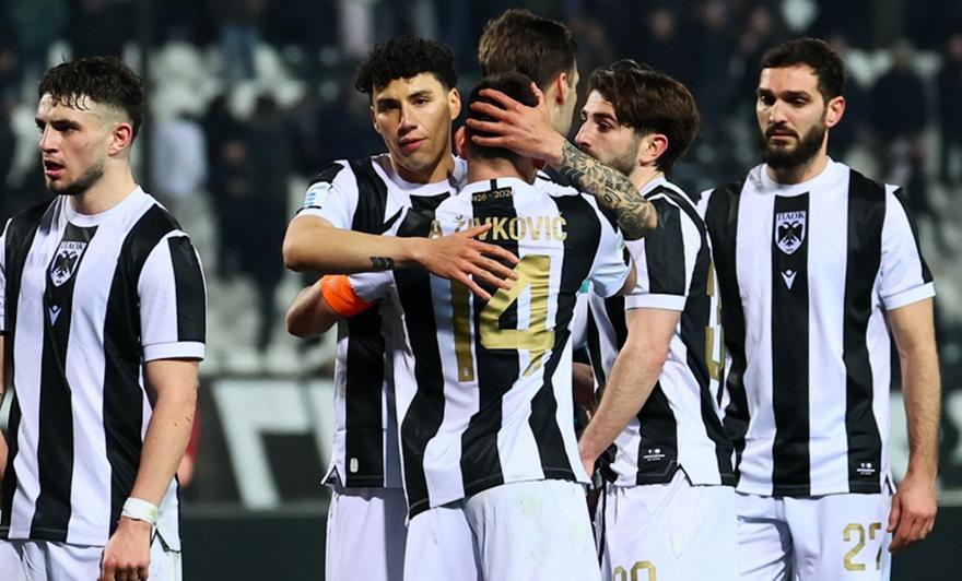 Στην κορυφή μέσω Σερρών ο Ολυμπιακός, πιθανή η τριπλή ισοβαθμία με ΑΕΚ και ΠΑΟΚ: Η βαθμολογία της Stoiximan Super League