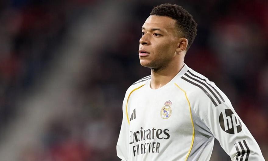 Αρμπελόα: «Δεν ξέρουμε πότε θα επιστρέψει ο Εμπαπέ»