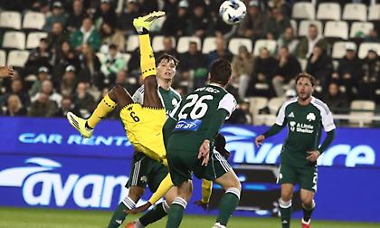 Σαββόπουλος: «Η χθεσινή εμφάνιση του Άρη δείχνει πόσο άργησε να πάει σε αλλαγή προπονητή»