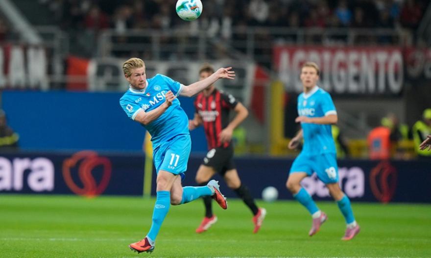 Επιστρέφει και ο Ντε Μπρόινε για τη Νάπολι μετά από 4 μήνες!