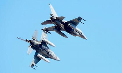Έφτασαν τέσσερα ελληνικά F-16 στην Κύπρο