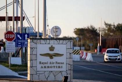 Σε συναγερμό η Κύπρος: Εκκενώνονται οι Βάσεις