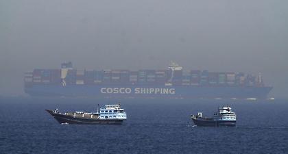 Στενά του Ορμούζ: Ανησυχία για τις πολλαπλές επιθέσεις σε πλοία – Εκτόξευση στις τιμές του πετρελαίου